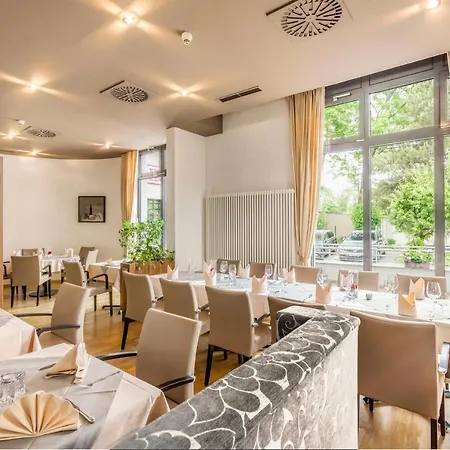 Hiemann 3* לייפציג